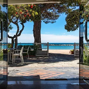 *** Hotel Piccolo Le Palme Italia