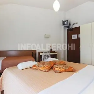 ** Hotel Arianna Italia